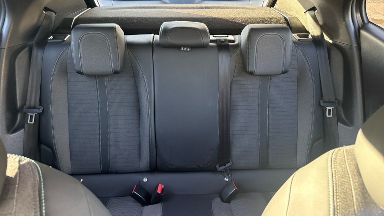 Peugeot 2008 1.2 PureTech Allure Premium 5dr Petrol Estate